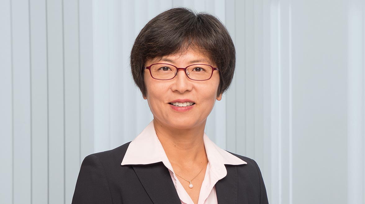 Yanling Zhu, Kundenbetreuerin Institutionelle Anleger