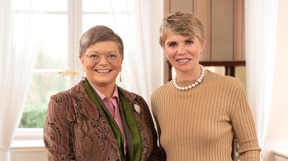 Vorstand Sigrun Stosius (Vorstand) und Sylvia von Metzler (Vorstandsvorsitzende)